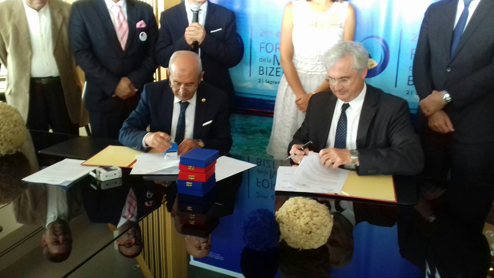 Les réprésentants des clusters maritimes tunisien et français signent un accord de partenariat