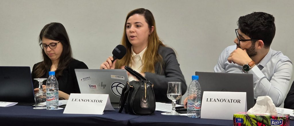 people discussing at a table with Leanovator at CAllmeblue project meeting in Tunis on 21 february 2025